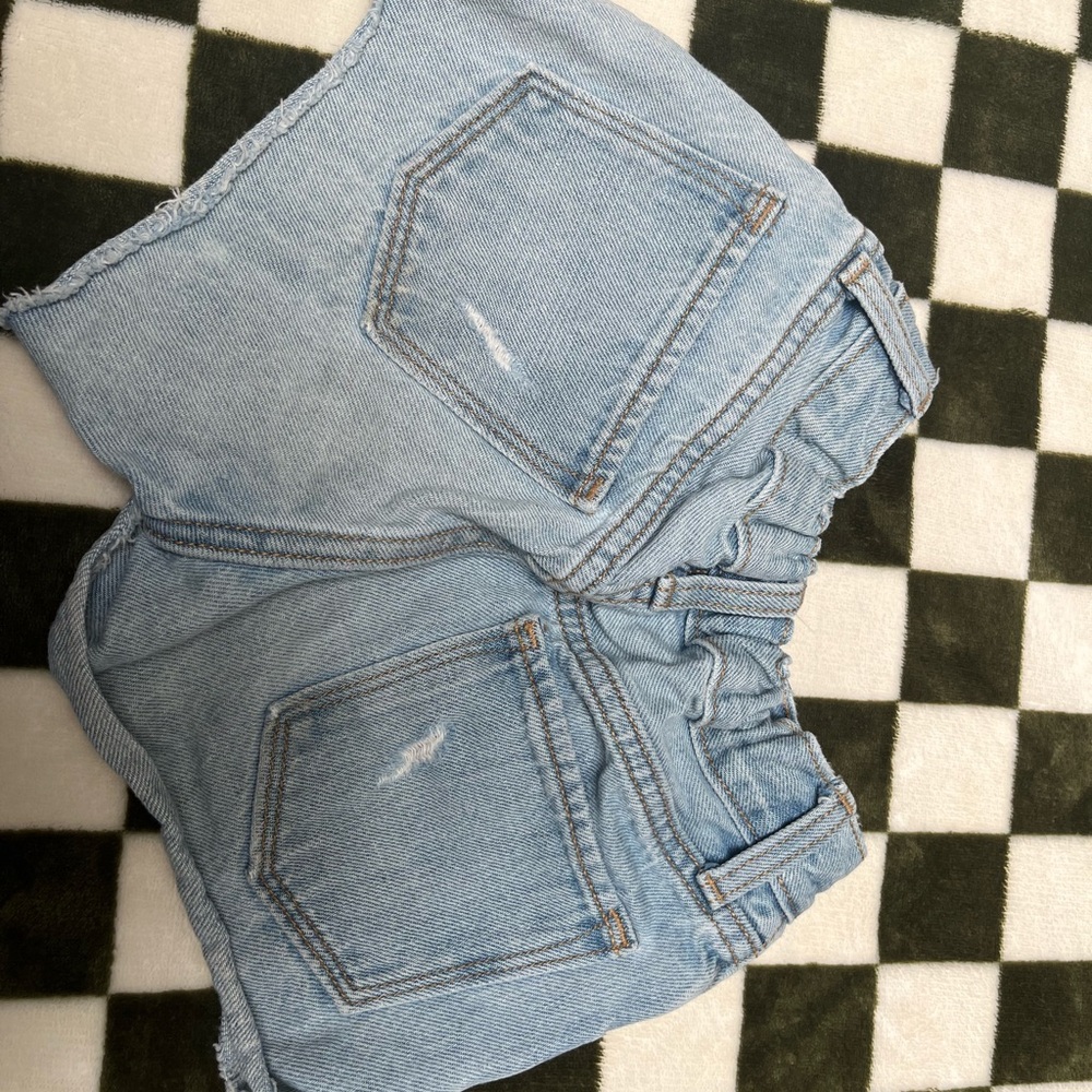 Old Navy Girls Denim Shorts Bundle - Dark Blue, Medium Blue, Light Blue, Black - Picture 9 of 16